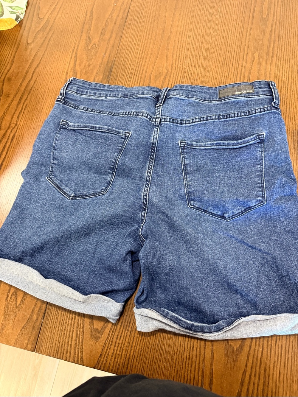 DKNY Jeans Women’s Denim Bermuda Shorts Size 14 Blue Stretch Rolled Cuff